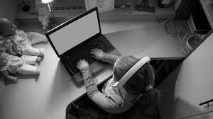 Família de baixa renda não controla acesso de filho menor à Internet